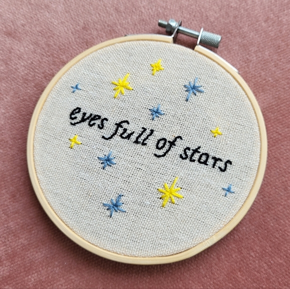 Taylor Swift Evermore Inspired Embroidery Hoop - Picture 1 of 3
